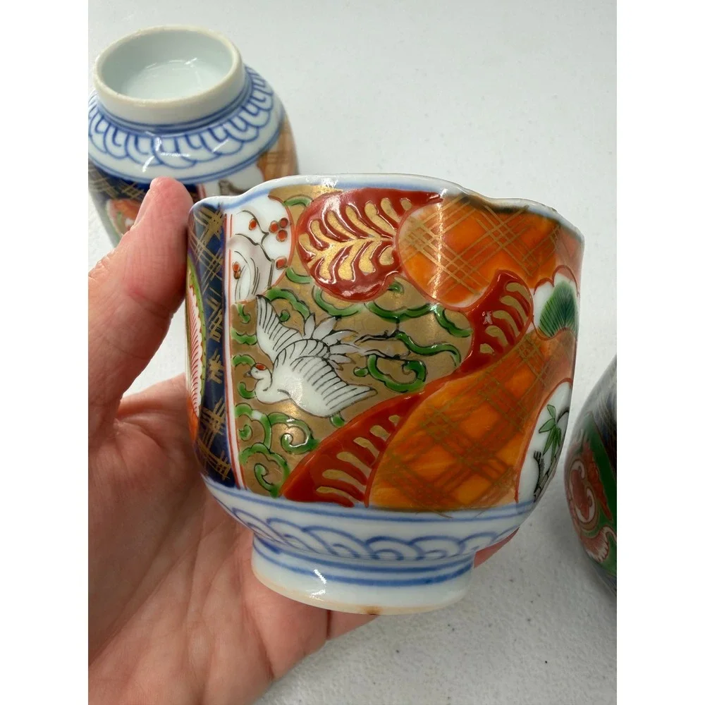 Vintage Japanese Imari Tea Cups Set of 3 Porcelain Crane Floral Scalloped Rim 3